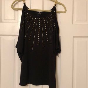 Black cold shoulder with detail